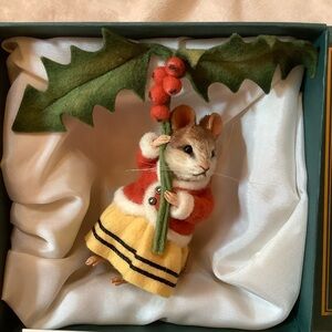 R. John Wright Annamarie Winter Mouse Limited Edition #34/250
